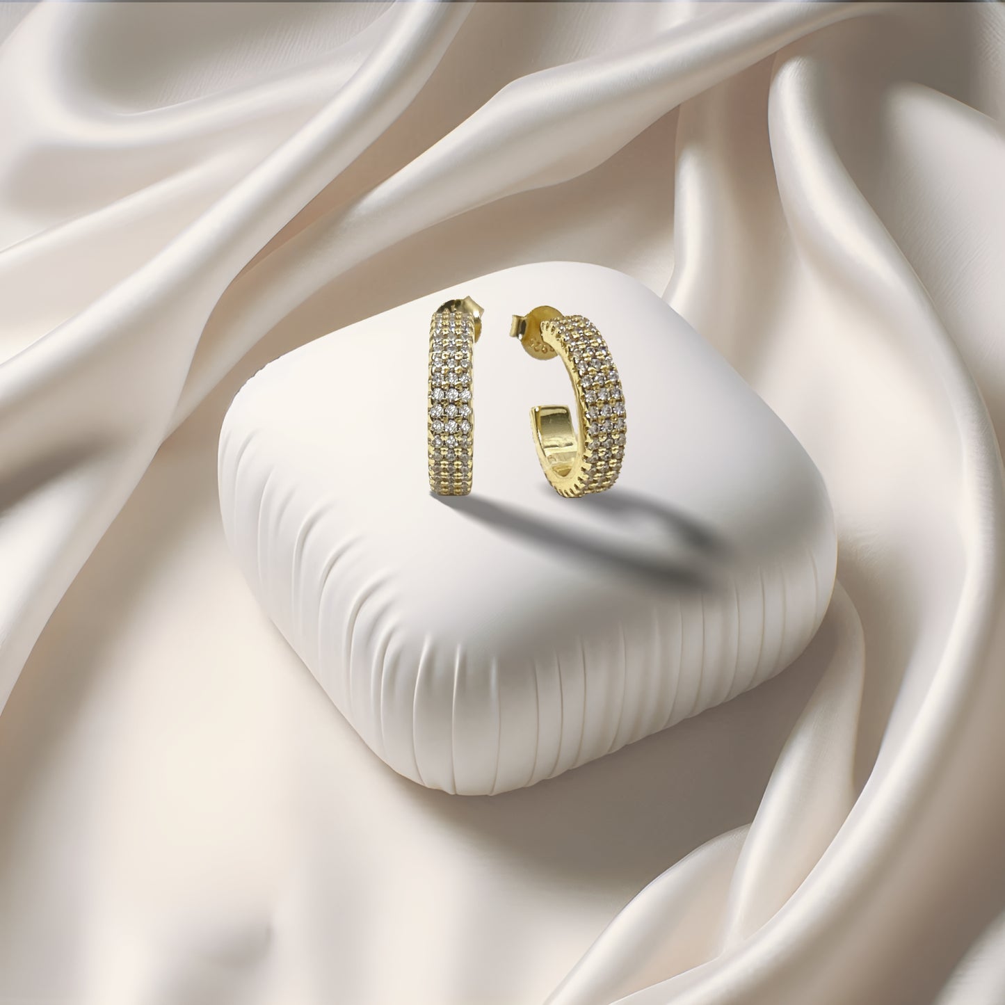 Ribbed Hoop Earrings