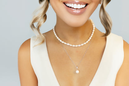 Classic Pearls String