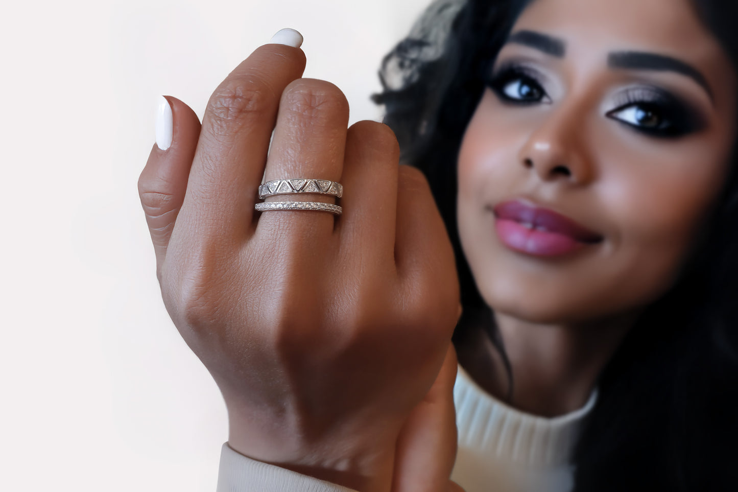Pavé Delta Ring