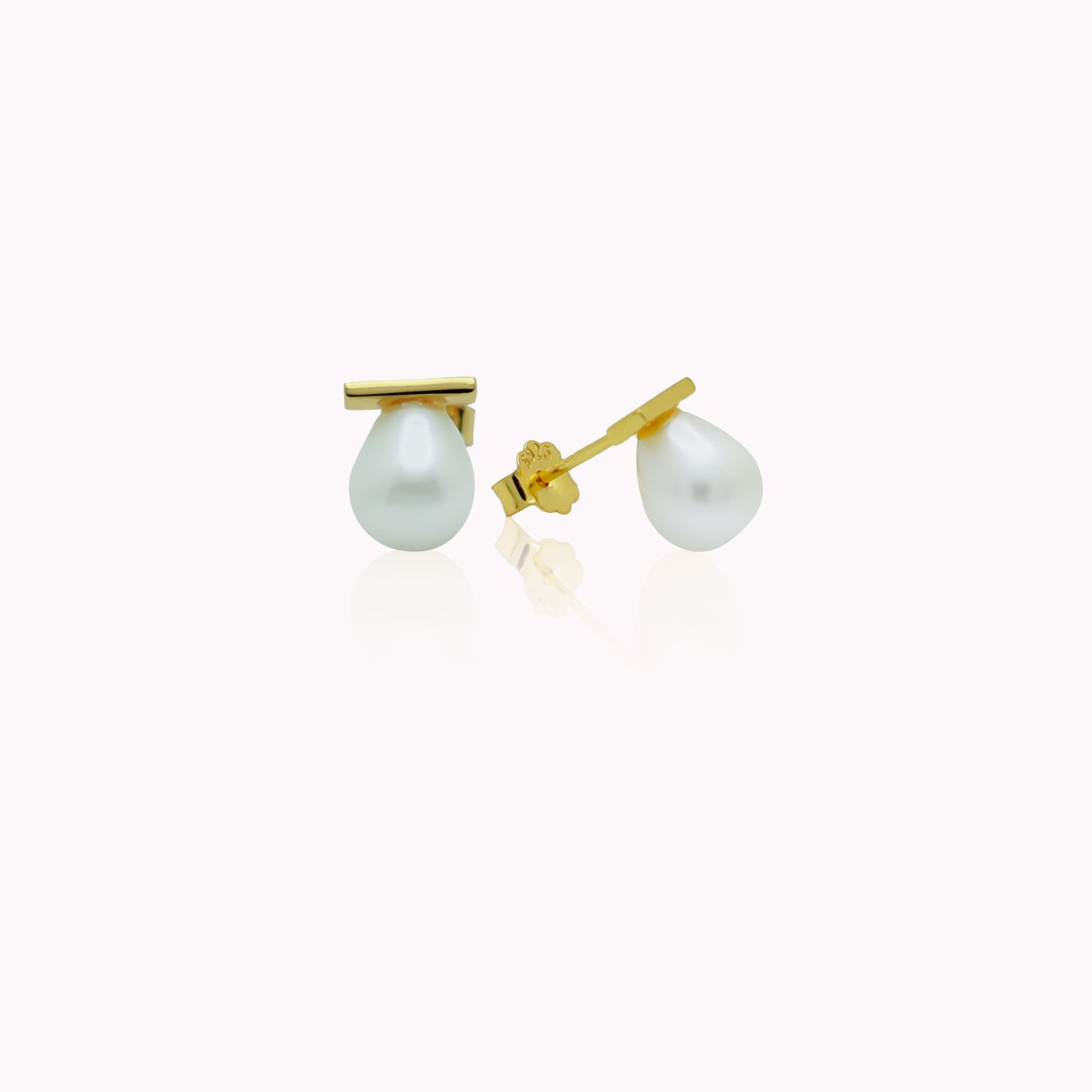 Pearl Bar Studs